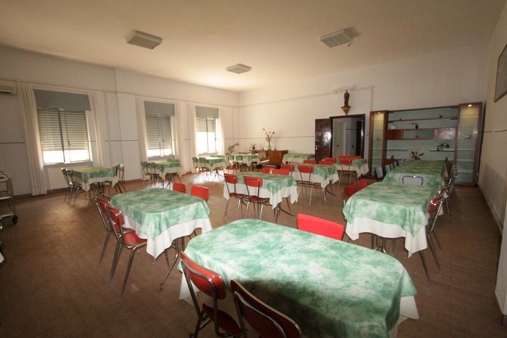 Casa Per Ferie Margherita Diomira Hotel Рим Екстериор снимка