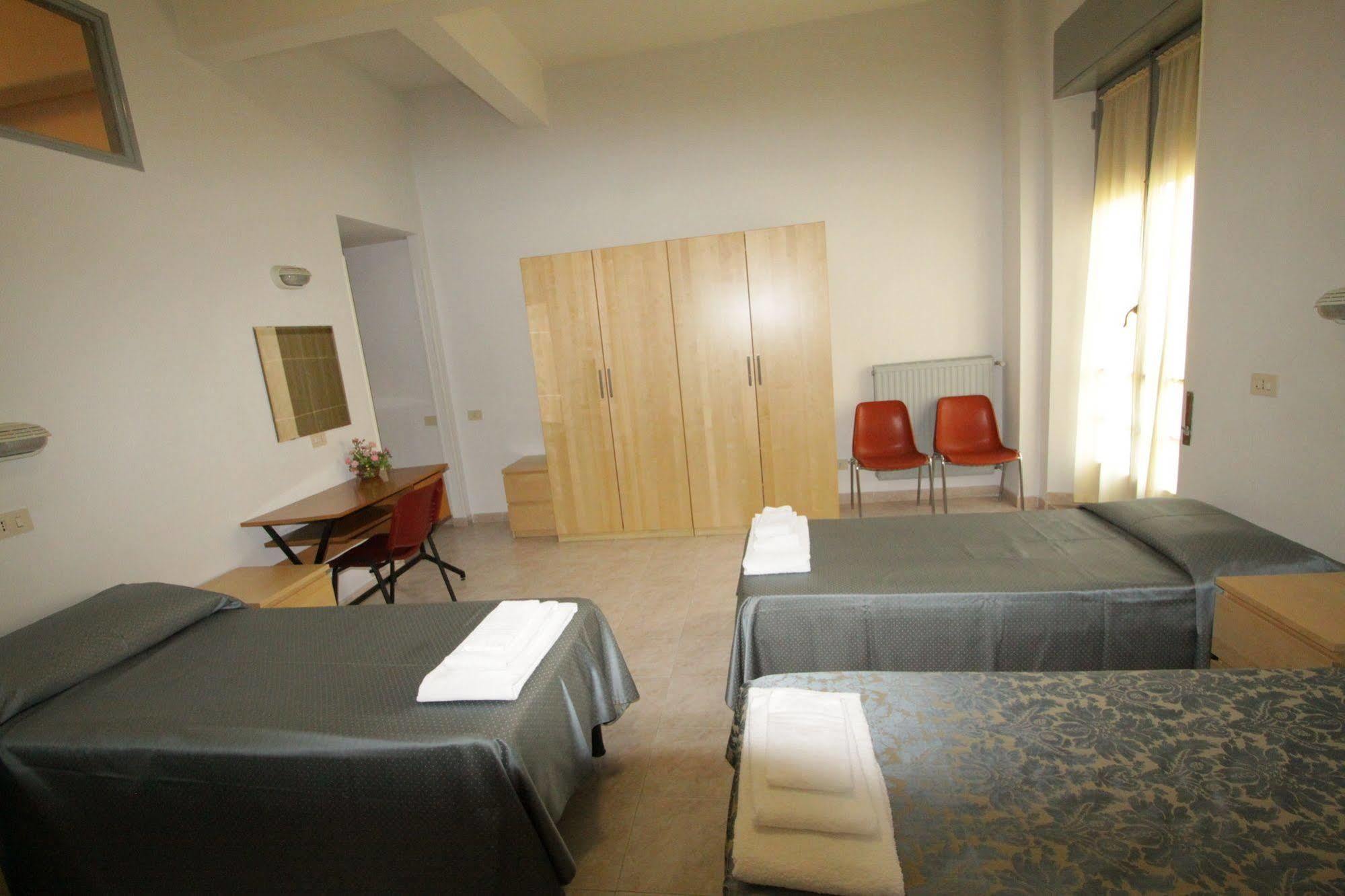 Casa Per Ferie Margherita Diomira Hotel Рим Екстериор снимка